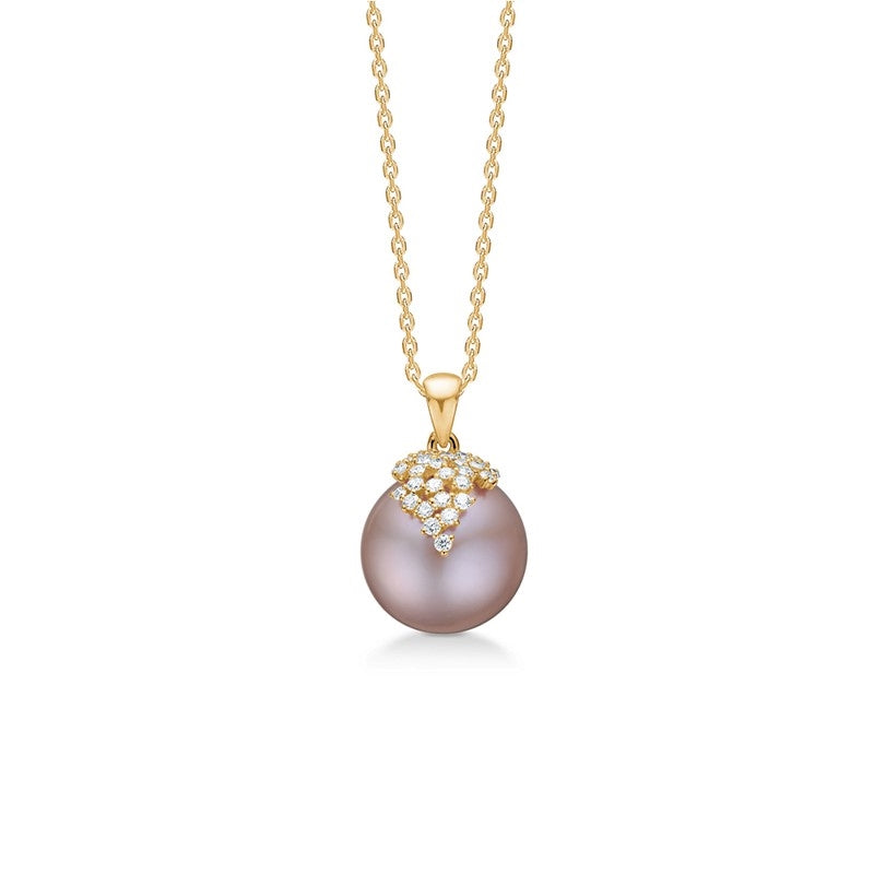 Chloé halskæde fra Mads Z i 14 kt guld med rosa perle og 0,19 ct diamanter, 40–45 cm
